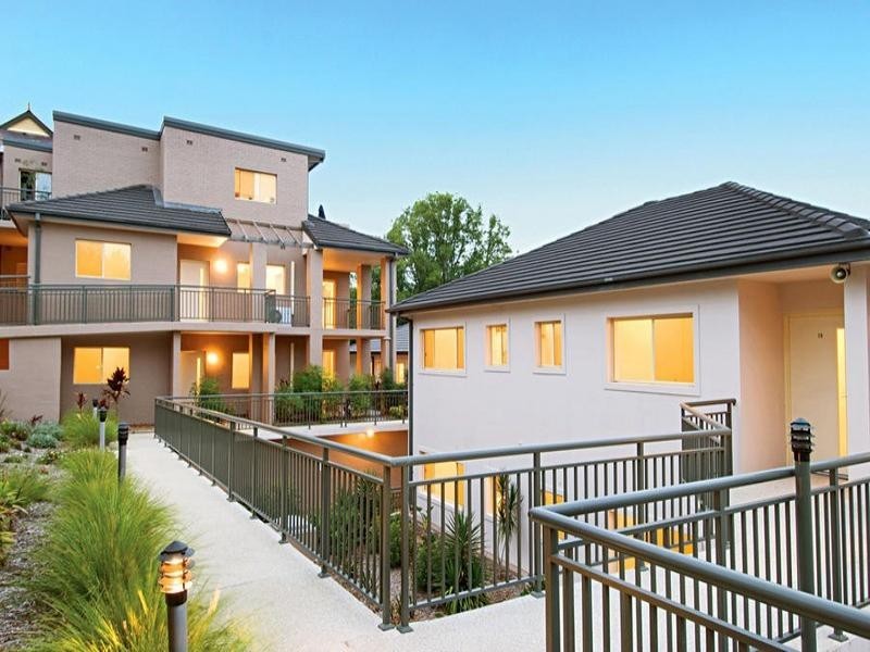 Master 23 Thompson Close, West Pennant Hills NSW 2125