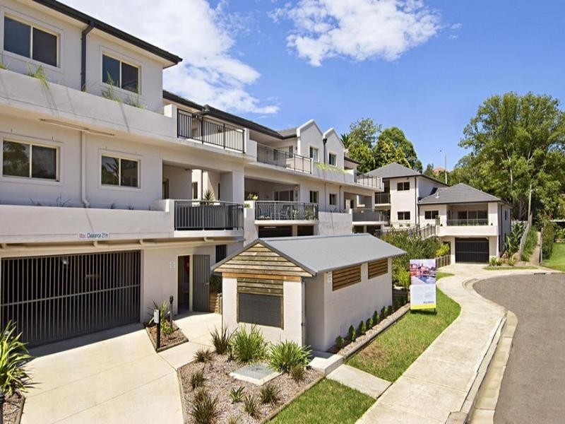 Master 23 Thompson Close, West Pennant Hills NSW 2125