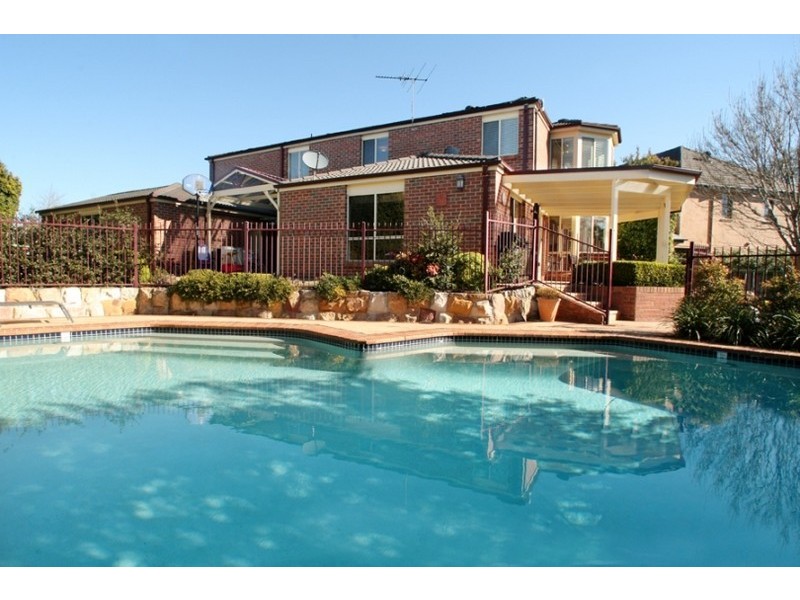 10 Francis Oakes Way, West Pennant Hills NSW 2125
