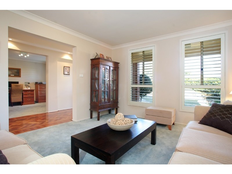 10 Francis Oakes Way, West Pennant Hills NSW 2125