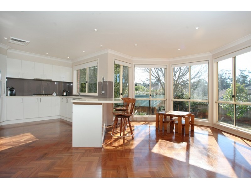 10 Francis Oakes Way, West Pennant Hills NSW 2125
