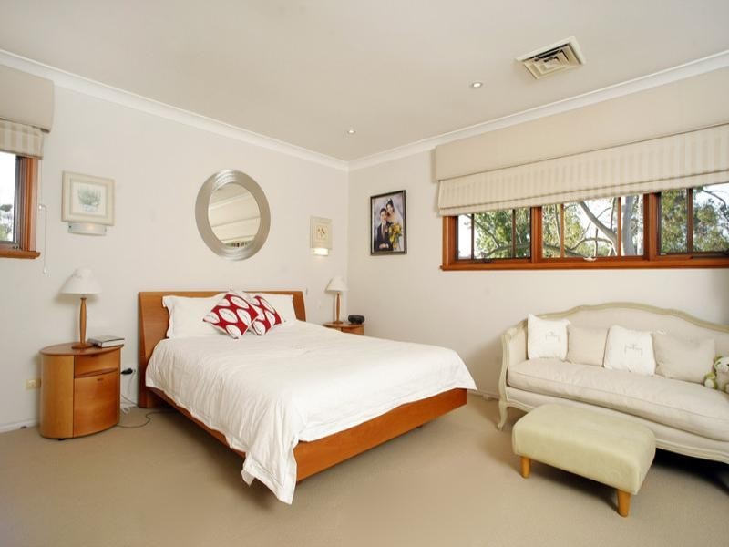 1 Brolga Way, West Pennant Hills NSW 2125