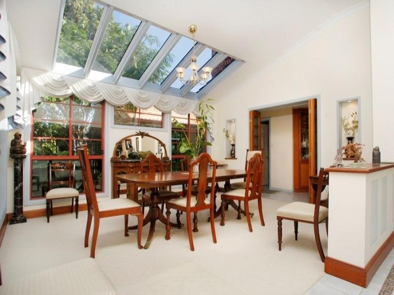 2 Sutton Green, West Pennant Hills NSW 2125