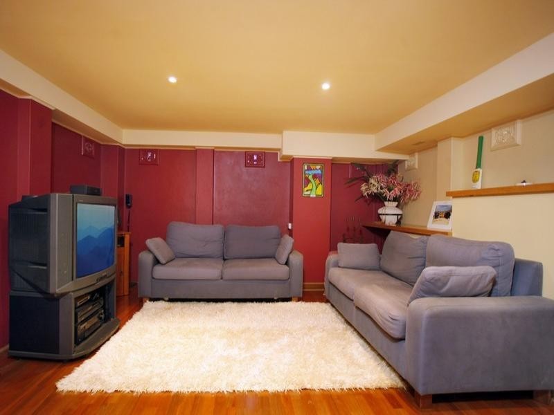 2 Dean Street, West Pennant Hills NSW 2125