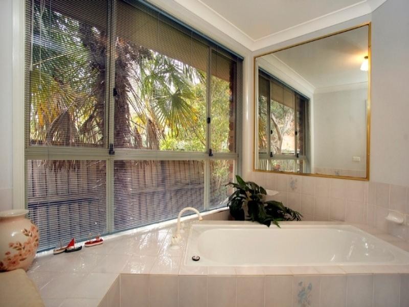 27 Rowena Place, Cherrybrook NSW 2126