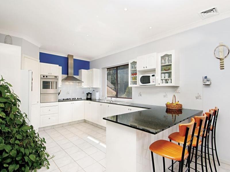 7 Lynton Green, West Pennant Hills NSW 2125