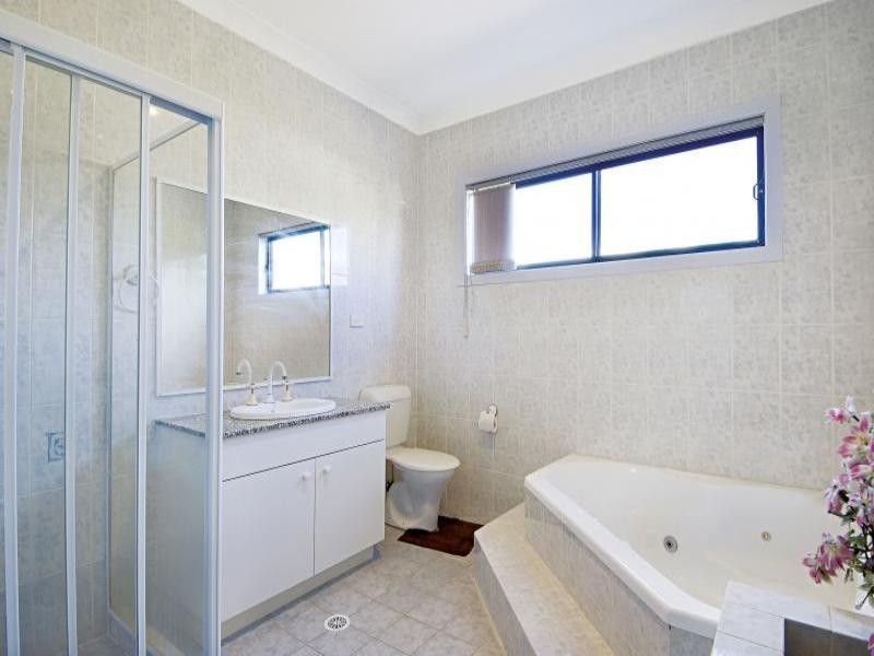 7 Lynton Green, West Pennant Hills NSW 2125