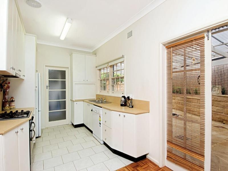 24 Cherrybrook Road, West Pennant Hills NSW 2125