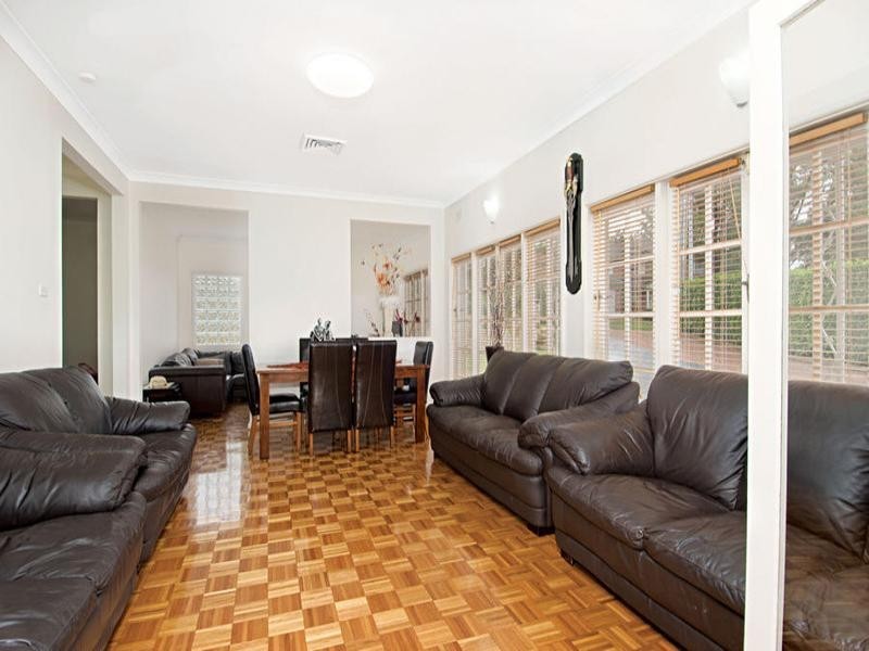 24 Cherrybrook Road, West Pennant Hills NSW 2125
