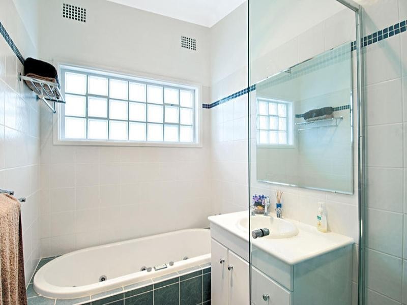 24 Cherrybrook Road, West Pennant Hills NSW 2125