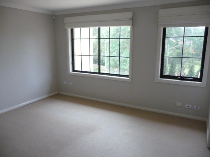 28 Peartree Circuit, West Pennant Hills NSW 2125