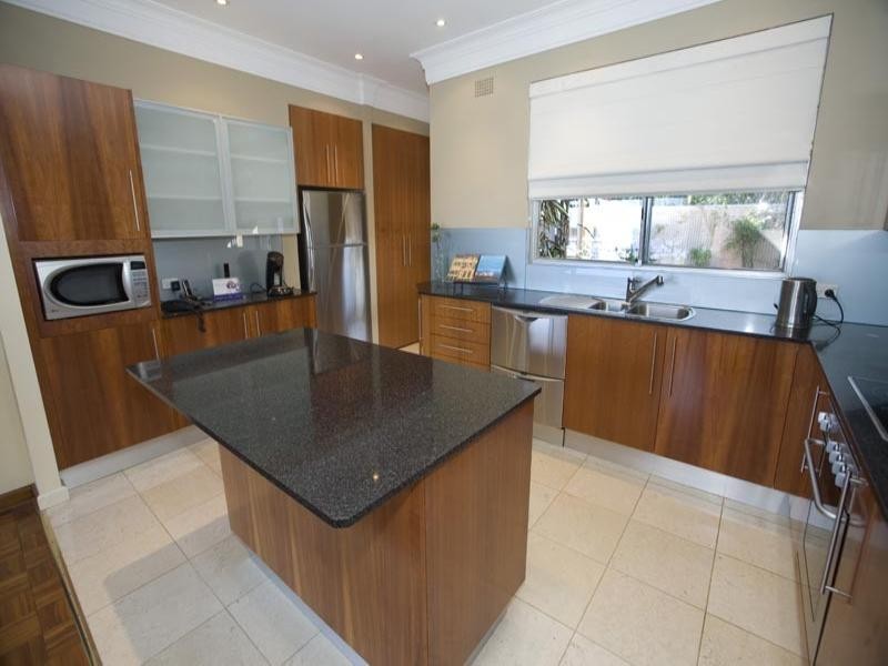 39 Aiken Road, West Pennant Hills NSW 2125