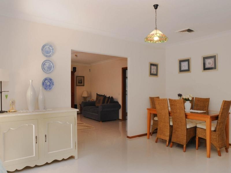 18 Fernbank Place, Cherrybrook NSW 2126