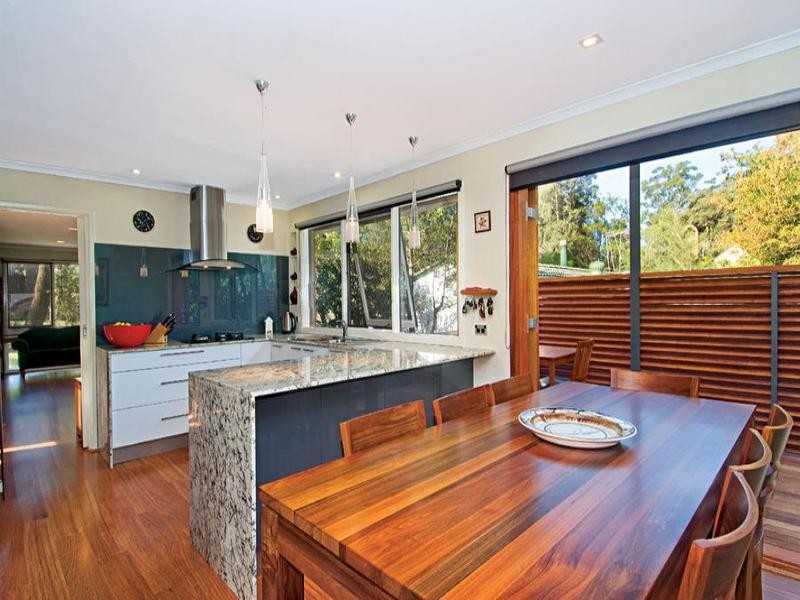 18 Francis Greenway Drive, Cherrybrook NSW 2126