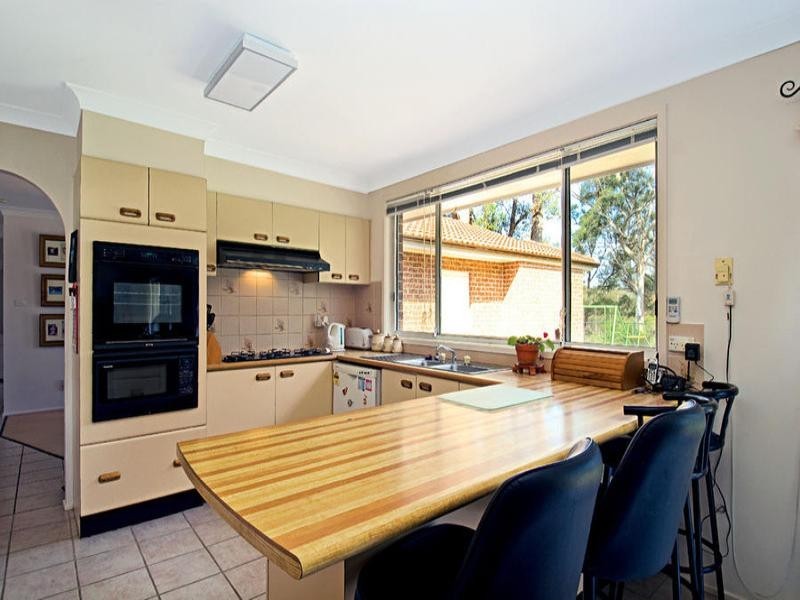 6 Kenneth Place, Dural NSW 2158