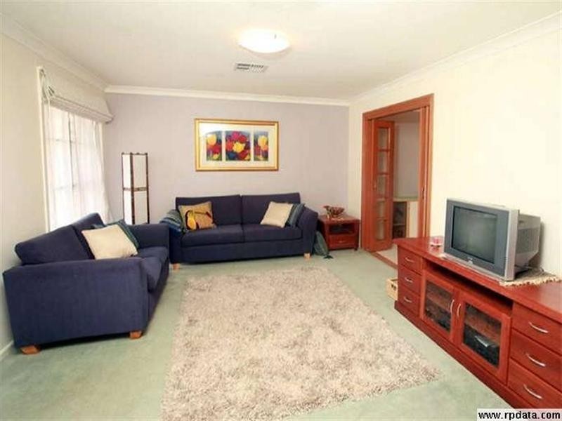 10 Forester Crescent, Cherrybrook NSW 2126