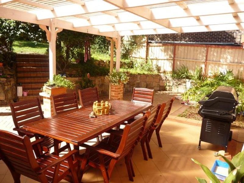 9 Dinmore Place, Castle Hill NSW 2154