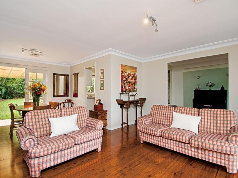 15 Parkhill Crescent, Cherrybrook NSW 2126