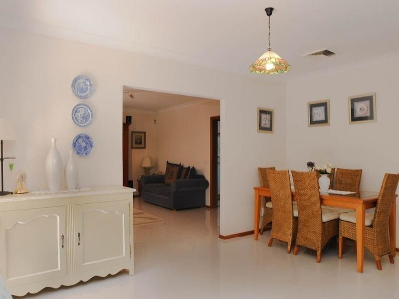 18 Fernbank Place, Cherrybrook NSW 2126