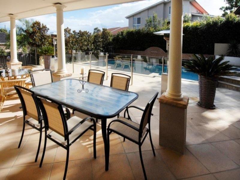 11 Carina Place, Castle Hill NSW 2154