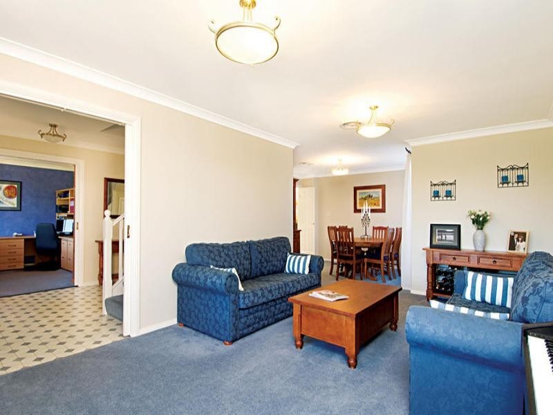 11 Tathra Court, Dural NSW 2158