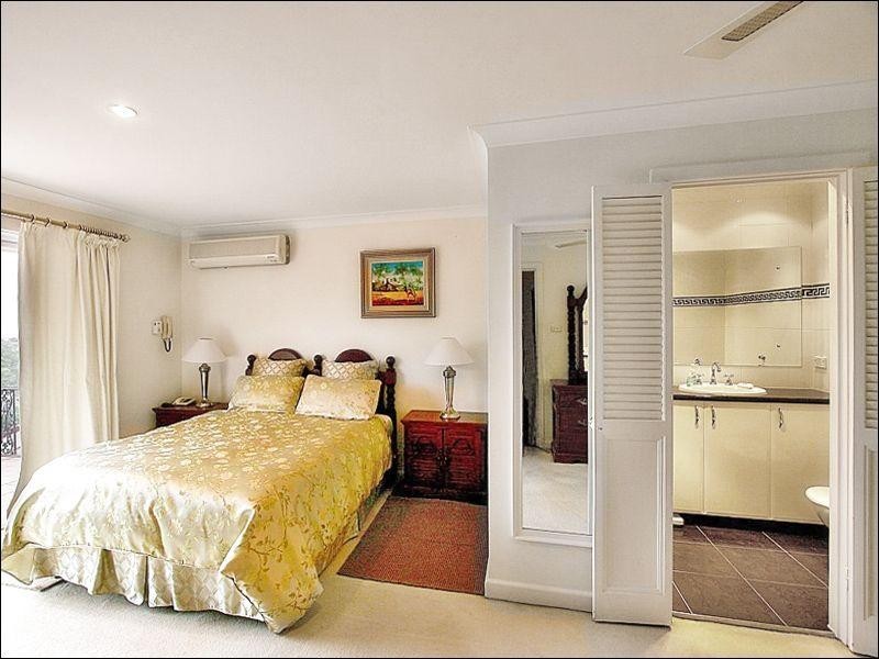 21 Castle Hill Road, West Pennant Hills NSW 2125