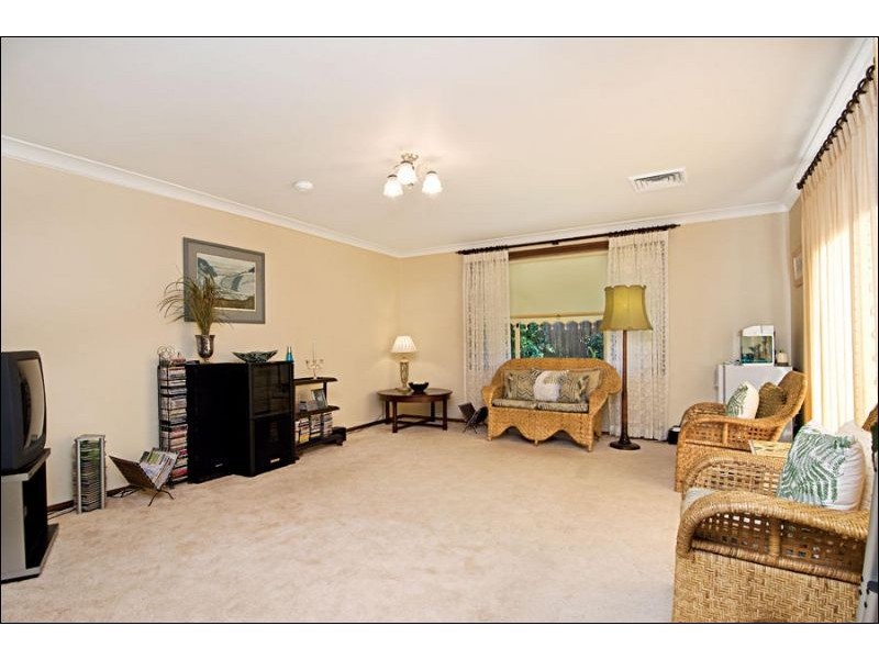 7 Thomas Wilkinson Avenue, Dural NSW 2158