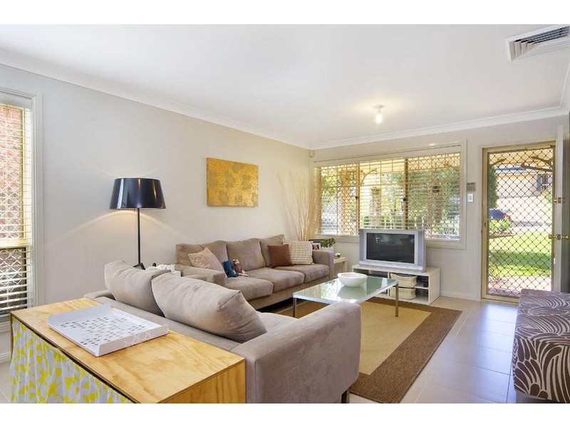 2/2 Millbrook Place, Cherrybrook NSW 2126