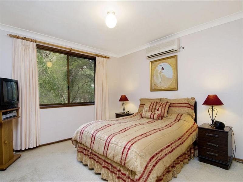 32 Francis Greenway Drive, Cherrybrook NSW 2126