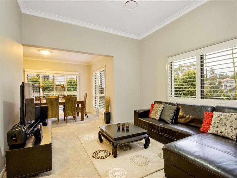 4 Sherbrooke Crescent, Castle Hill NSW 2154