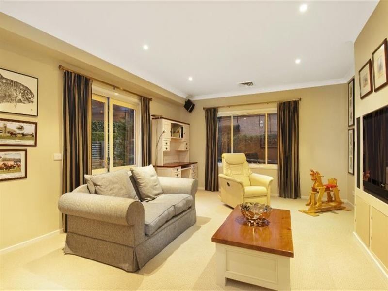 22 Brett Place, West Pennant Hills NSW 2125