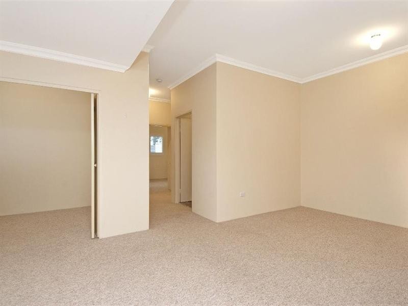 20/23 Thompson Close, Pennant Hills NSW 2120