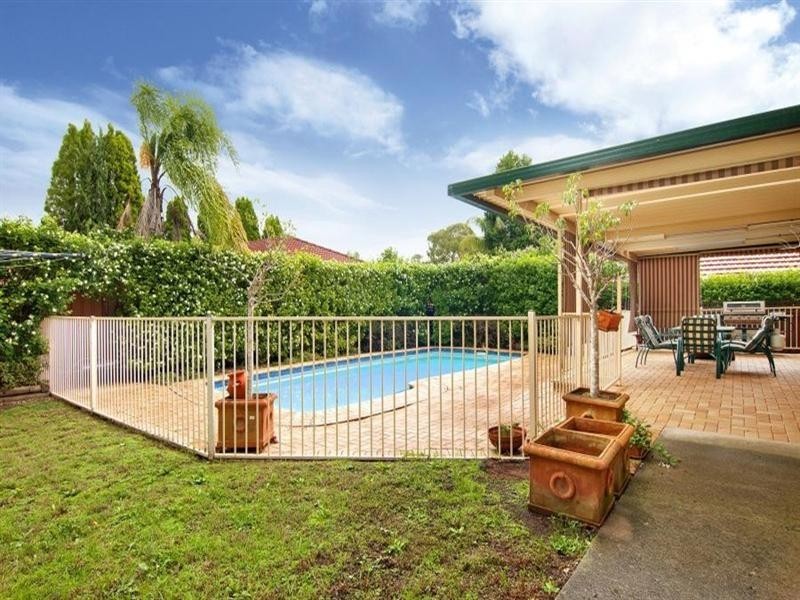 1 Forester Crescent, Cherrybrook NSW 2126
