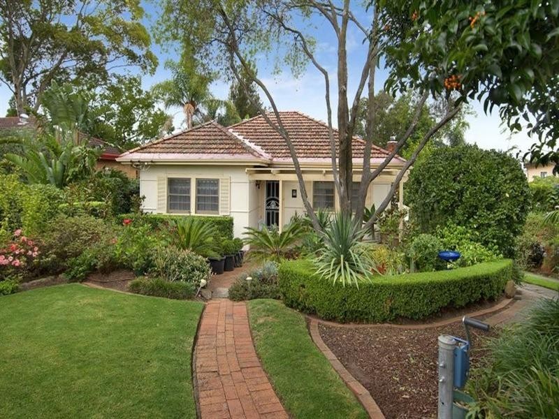 24 Aiken Road, West Pennant Hills NSW 2125