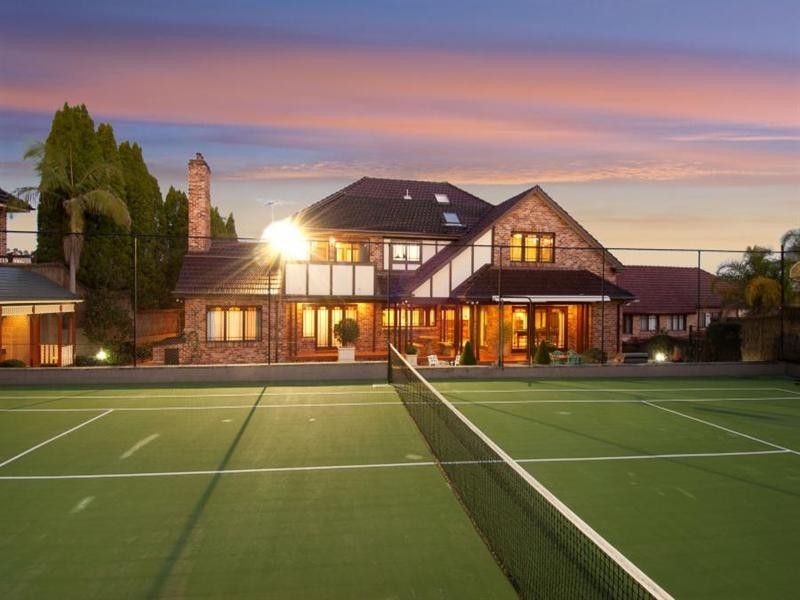 8 Glendale Grove, West Pennant Hills NSW 2125