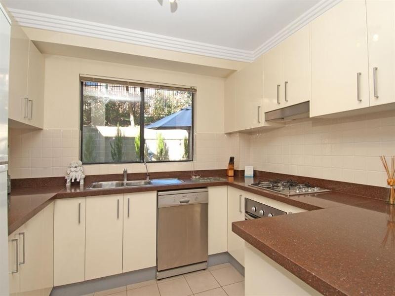 29/12-18 Hume Avenue, Castle Hill NSW 2154