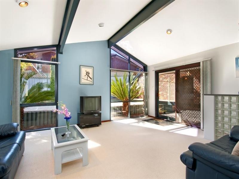 41 Francis Greenway Drive, Cherrybrook NSW 2126