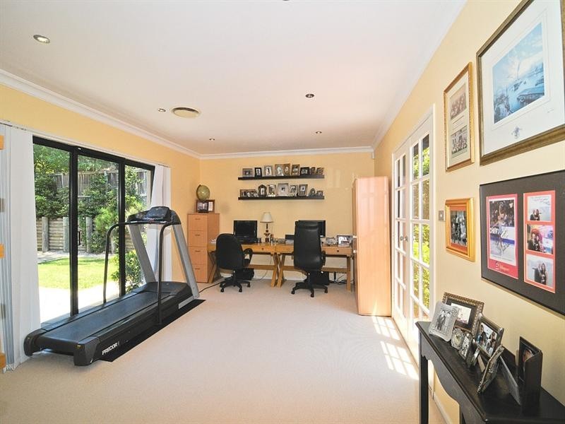 4 Clifton Place, Cherrybrook NSW 2126