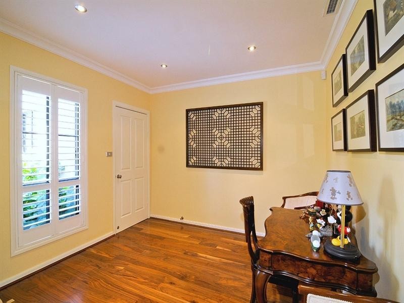 4 Clifton Place, Cherrybrook NSW 2126