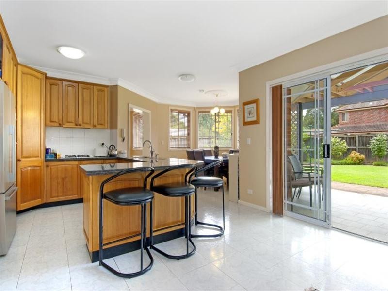 40 Oakhill Drive, Castle Hill NSW 2154