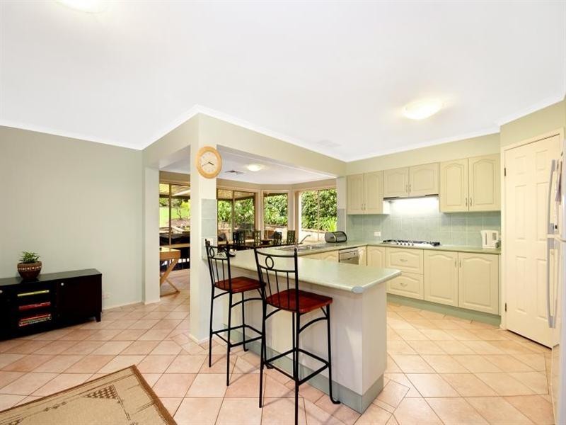 12 Allara Place, Castle Hill NSW 2154