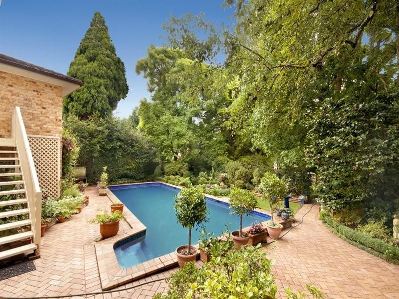 8 Brundy Close, West Pennant Hills NSW 2125