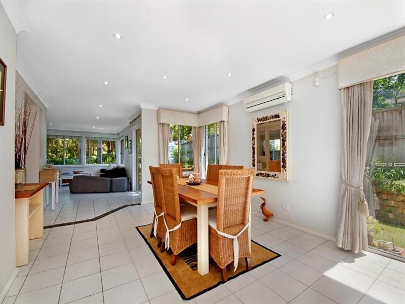 6 Lockyer Close, Dural NSW 2158