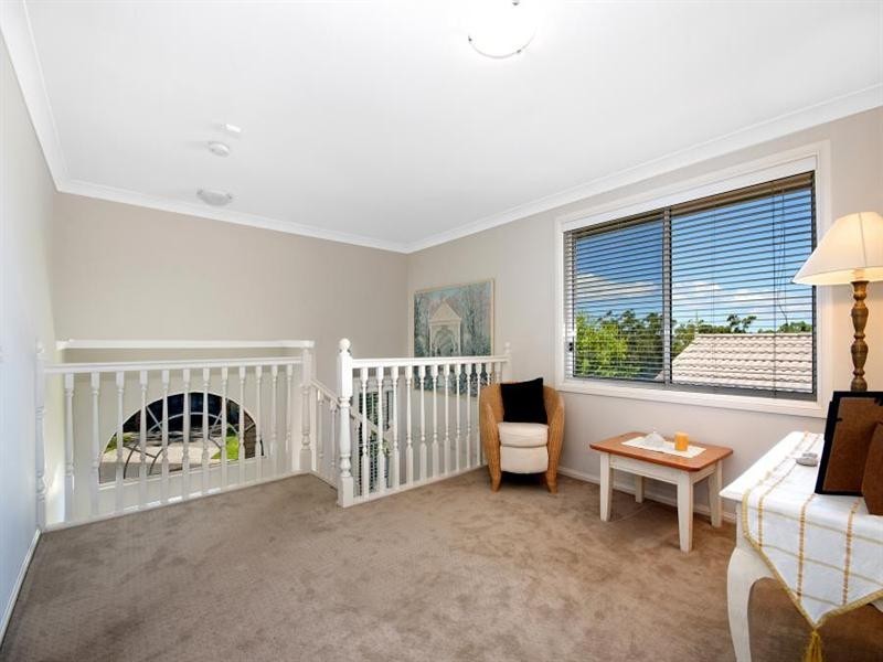 6 Lockyer Close, Dural NSW 2158