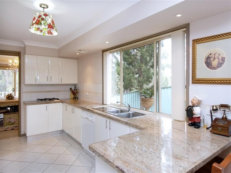 27 Wisteria Crescent, Cherrybrook NSW 2126