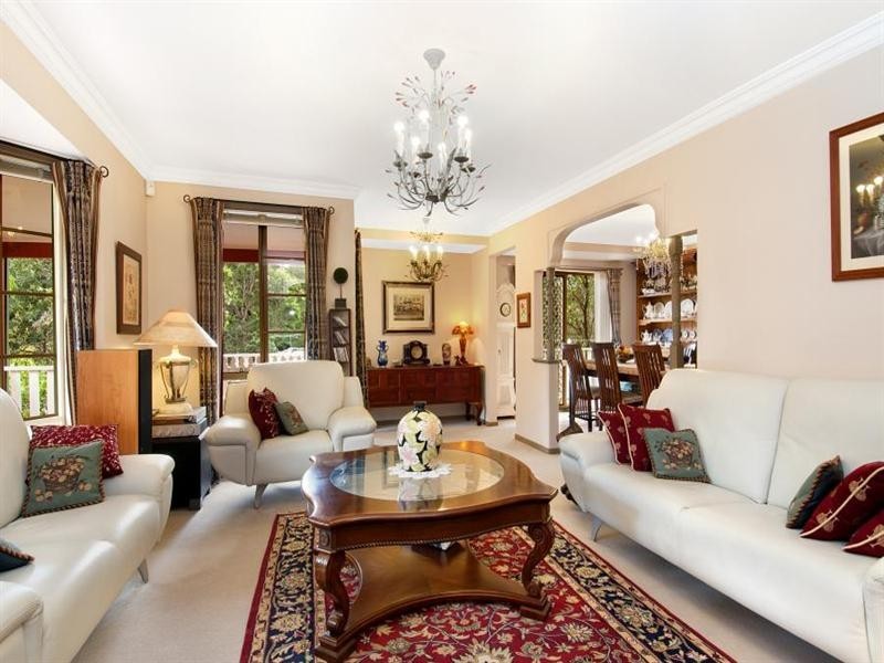 27 Wisteria Crescent, Cherrybrook NSW 2126