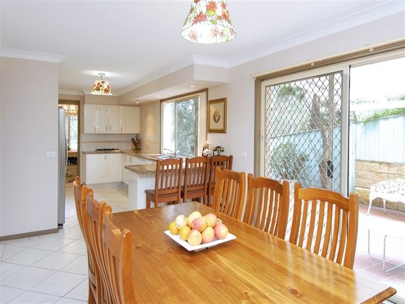 27 Wisteria Crescent, Cherrybrook NSW 2126