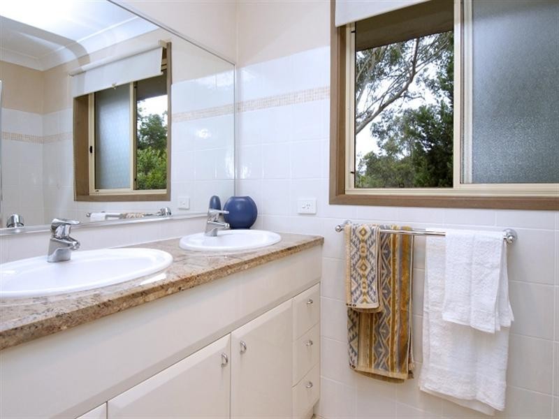 27 Wisteria Crescent, Cherrybrook NSW 2126