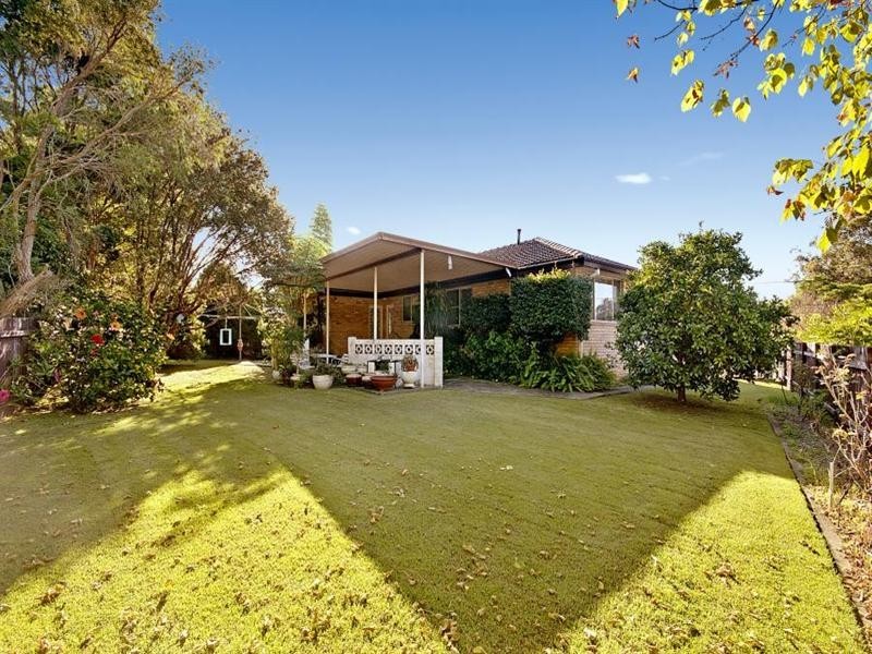 27 Graylind Avenue, West Pennant Hills NSW 2125