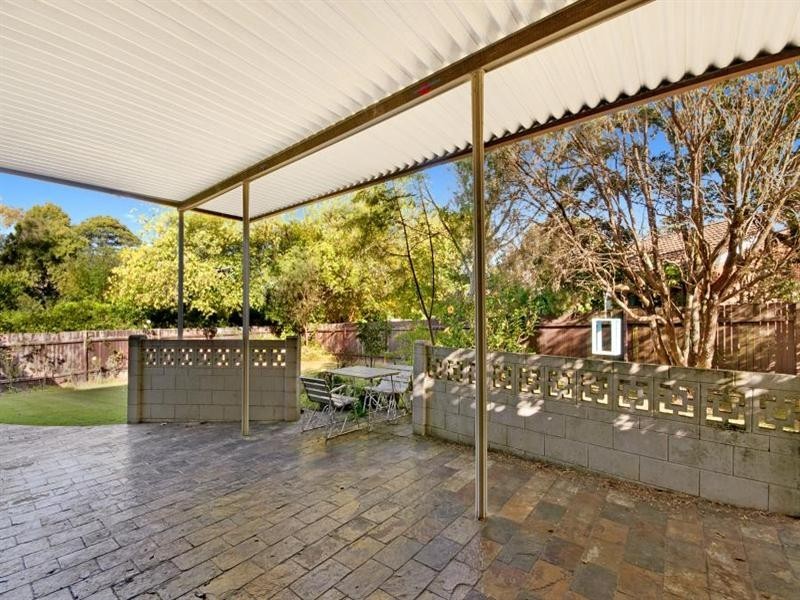 27 Graylind Avenue, West Pennant Hills NSW 2125